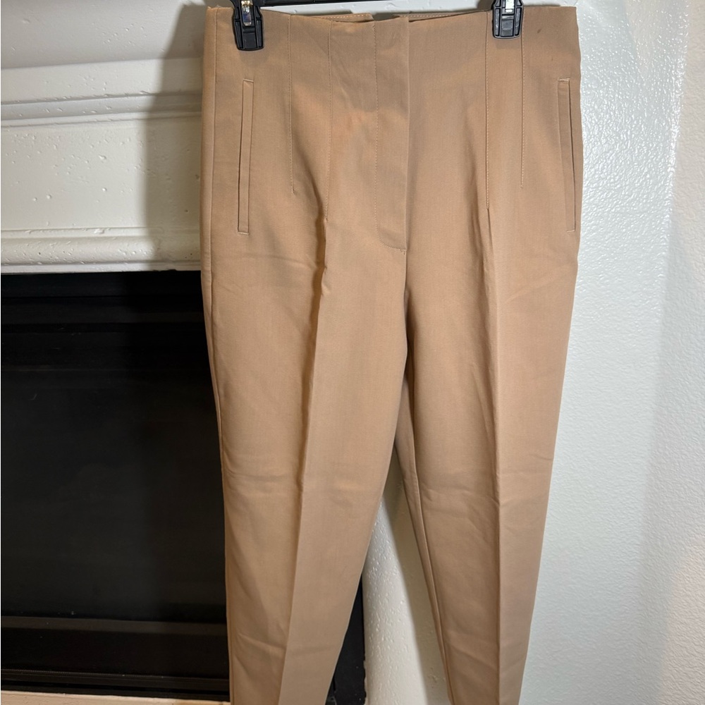 Zara Women’s High Waisted Tailored Leg Tan Dress Pants Khaki Tan Color